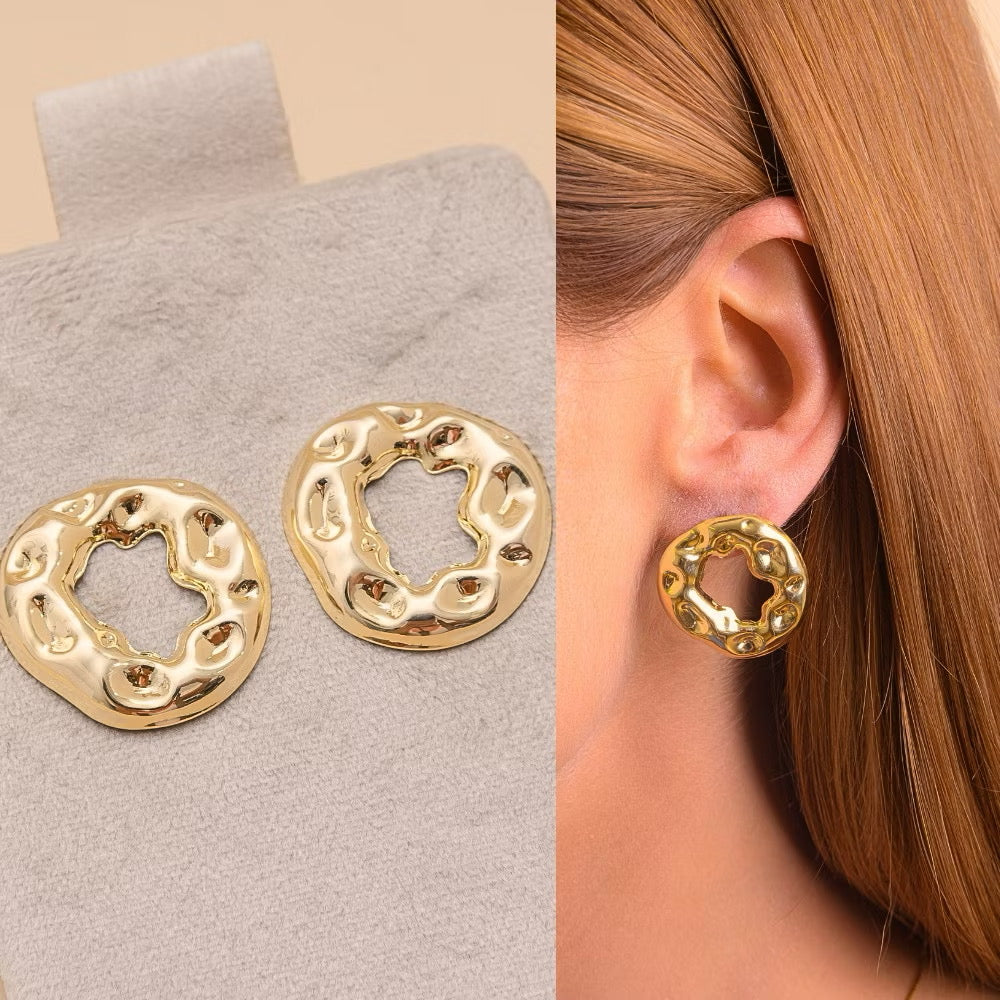 Conjunto Orgânico com Colar e Brinco Redondo | Banhado a Ouro 18K, Prata ou Ródio | Semijoia Moderna e Antialérgica